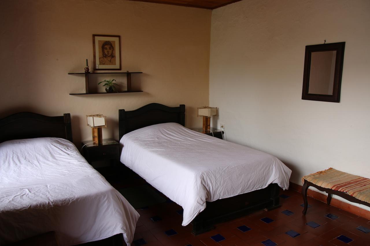 ポパヤン La Casa De Mima Bed & Breakfast エクステリア 写真