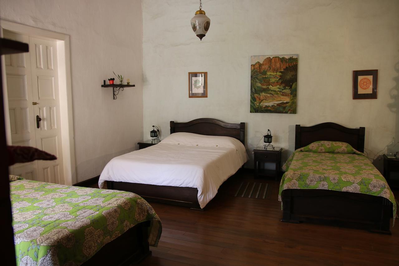 ポパヤン La Casa De Mima Bed & Breakfast エクステリア 写真